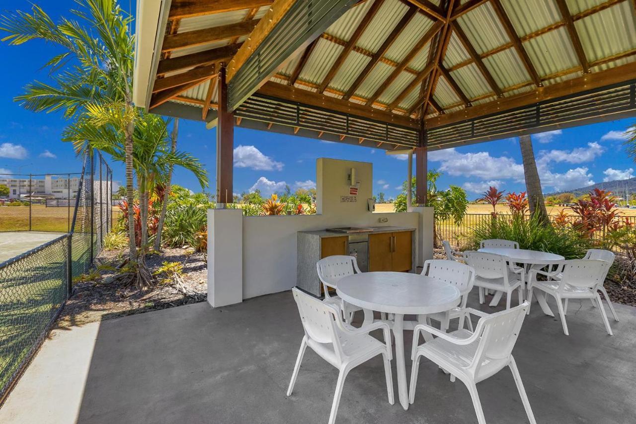 Absolute Luxury Marina Lifestyle At The Port Of Airlie Beach Eksteriør billede